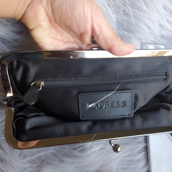 Express envelope clutch - Picture 7 of 7